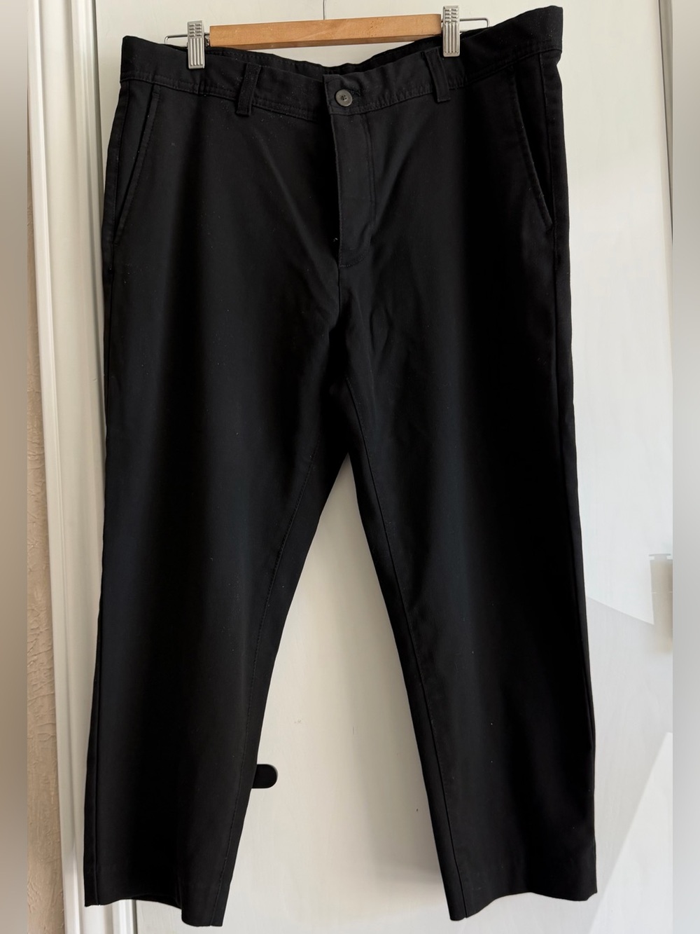 Zara Black Cropped Chino Pants Ankle Size 36 Pants 22” inseam Capri Dress Pants